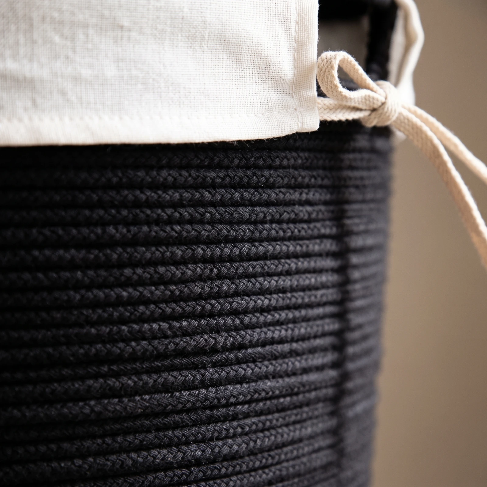 Cotton Rope Basket with Lid Minimalist Laundry Basket with Lid Cotton Rope Hamper Lined Structured for Parents, Bedroom, Nursery