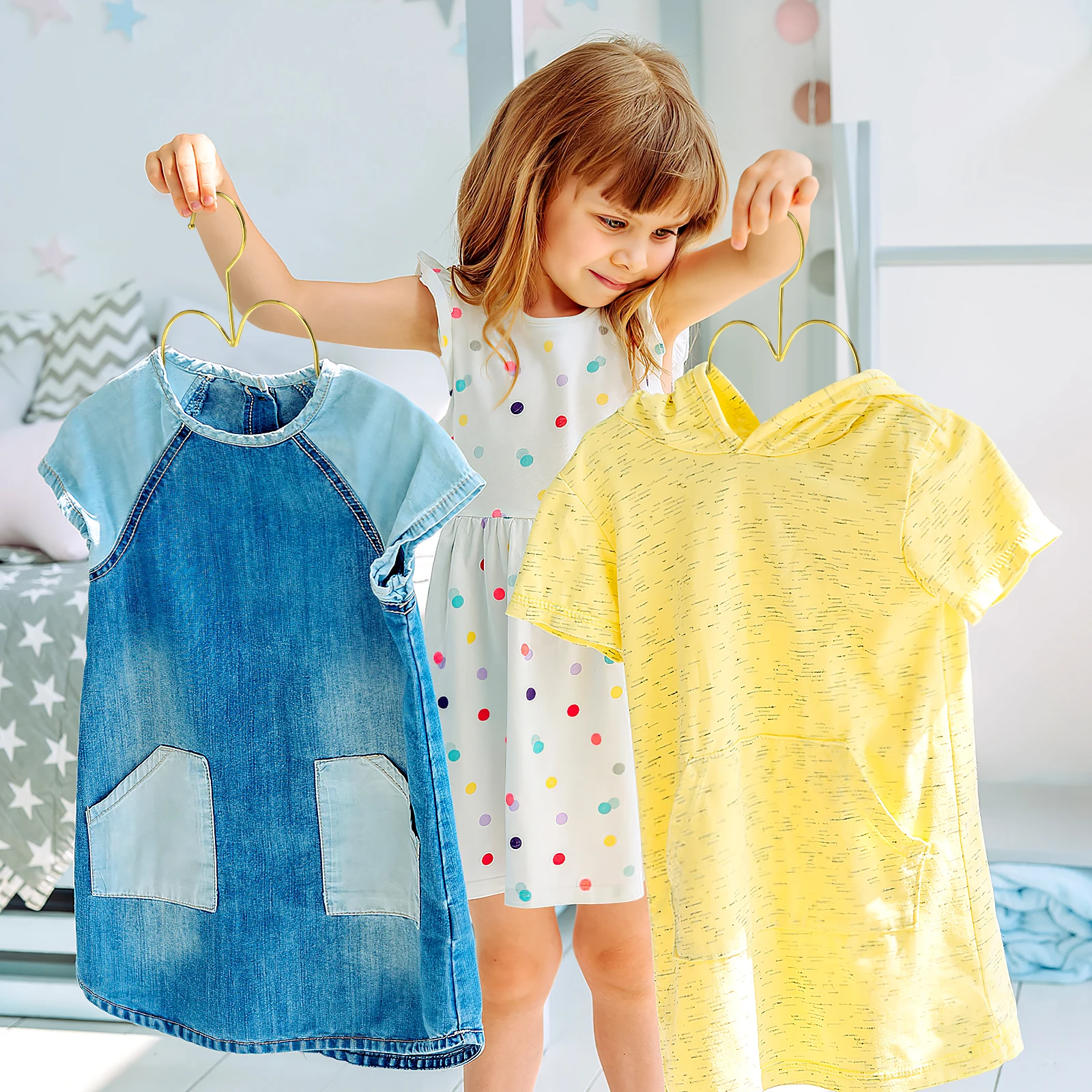 

5pcs Metal Clothes Hangers Shaped Kids Premium Material Suitable Coats Sweaters Overcoats Suits Storage
