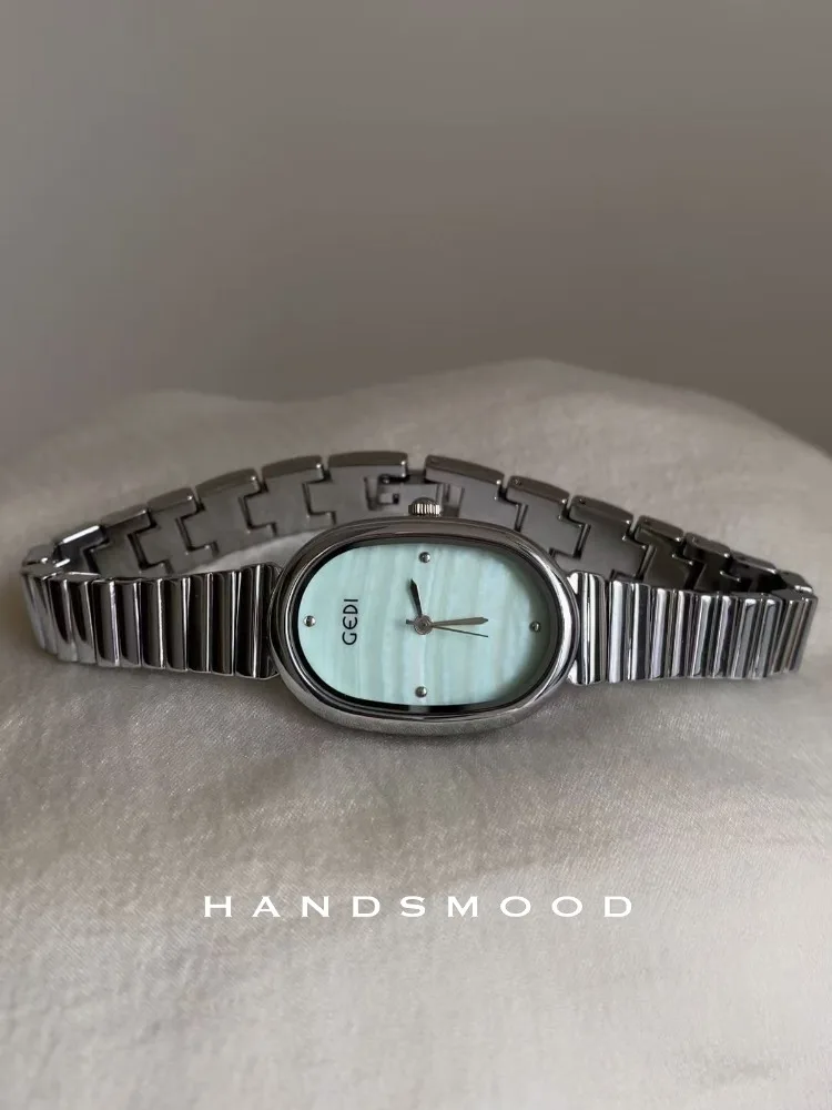 Women's watch Mint Mambo Green Fritillary Oval Simple Fashion Romantic Elegant Temperament Ladies Watch