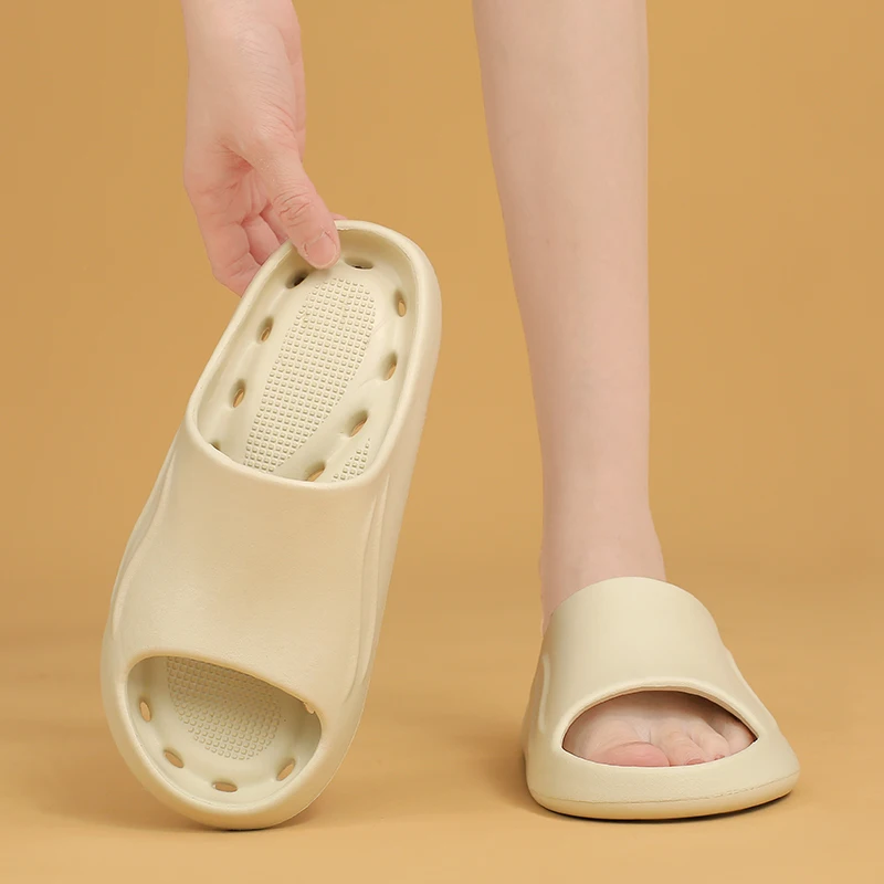 Bathroom Slippers Men Women Quick Dry Non-slip EVA Soft House Slippers Cloud Slides Indoor Man Slippers Flip Flops Sandalias