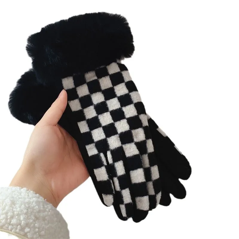 قفازات شتوية بنمط رقعة الشطرنج لطيف بشاشة تعمل باللمس وفم فرو ومخمل سميك، قفازات ركوب دافئة