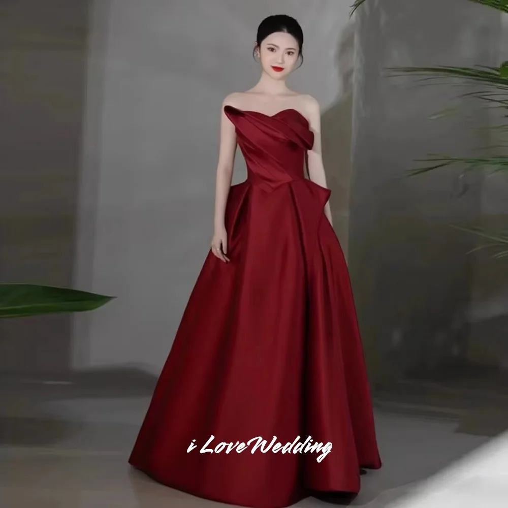 Burgundowe suknie wieczorowe bez ramiączek 2025 plisowana bez rękawów linia A długość do podłogi sukienka na bal maturalny suknia na przyjęcie weselne dostosowane