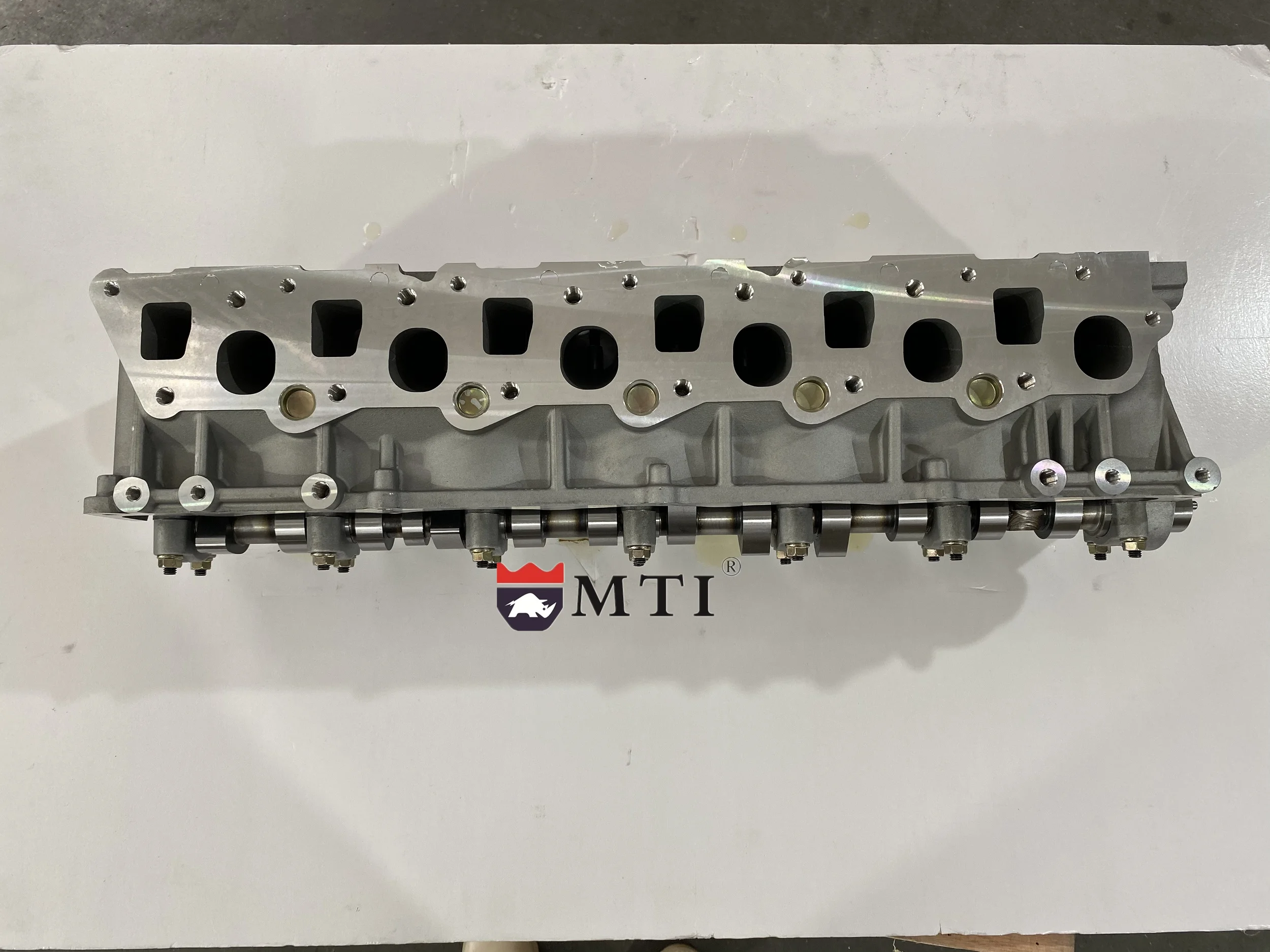 MTI  RD28 COMPLETE Cylinder Head for Nissan patrol station wangon/hardtop/patrol GR 2826cc 2.8TD 12v 1989- 908503