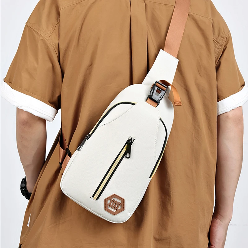 

Men's and women's nylon-wrapped waist bag, can be carried on one shoulder with a slant, without any pattern.