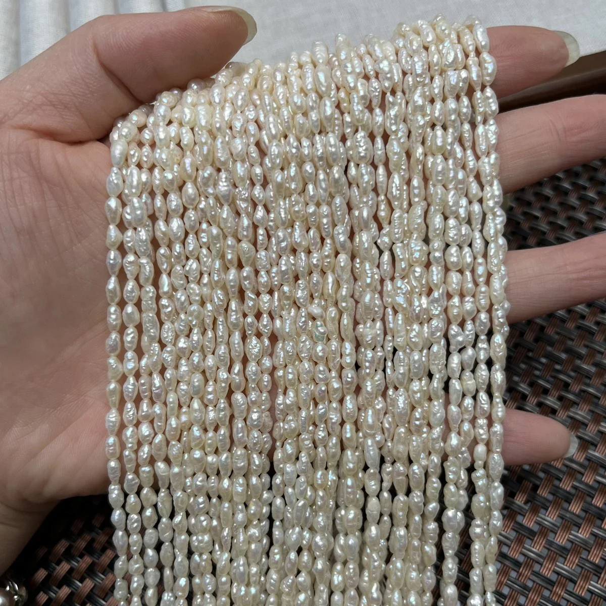 

3-4mm A Small Natural Freshwater White Rice Irregular Pearl Bead Jewelry Make DIY Necklace Bracelet Accessories Wedding Women
