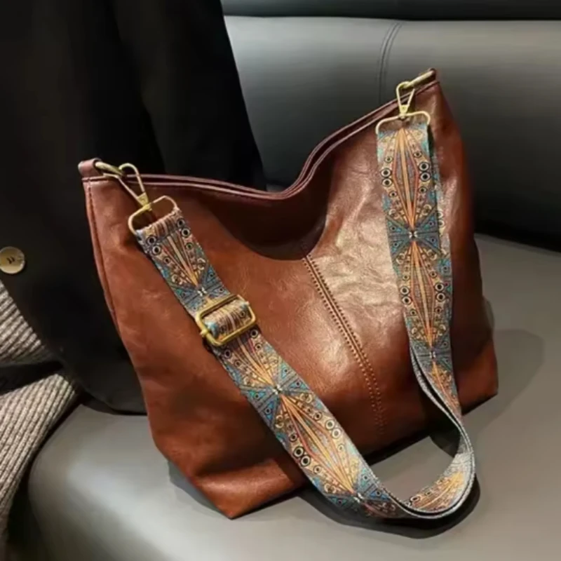 

Винтажная однотонная женская модная сумка через плечо из искусственной кожи, простая сумка через плечо большой емкости с широким ремешком, сумка через плечо для поездок на работу