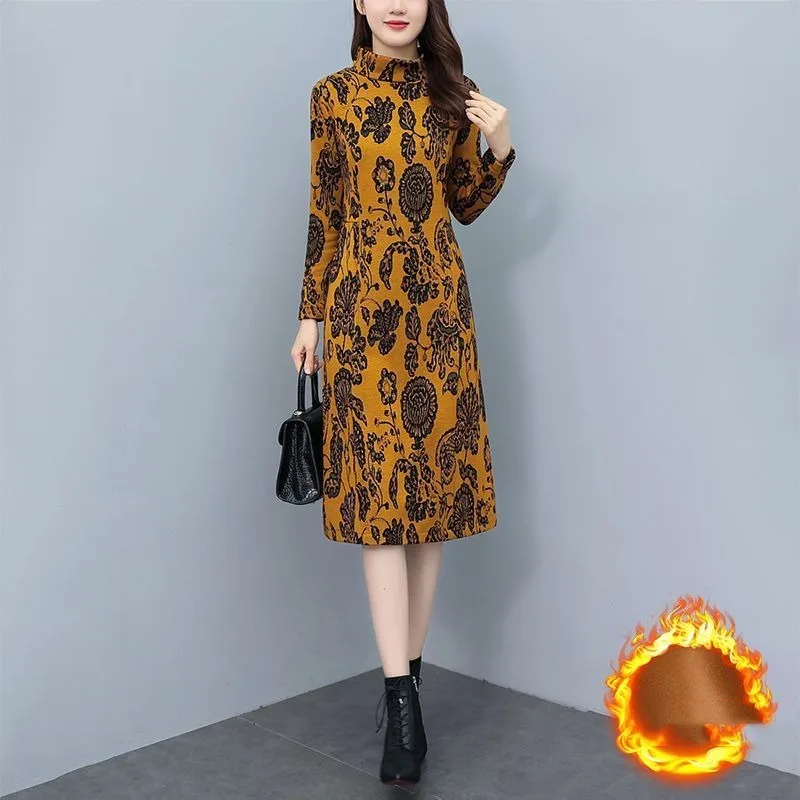 Autumn and Winter Women's Pullover Half High Collar 2023 New Fashionable Loose Bottom Long Sleeved Velvet and Thickened Dress