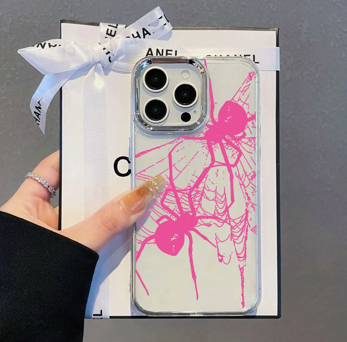 Luksusowe etui na telefon w stylu europejskich czarnych aniołów dla Xiaomi Mi 15 14T 12T 11T Lite Poco X7 X6 F5 F6 X5 X4 X3 GT Pro 4G 5G