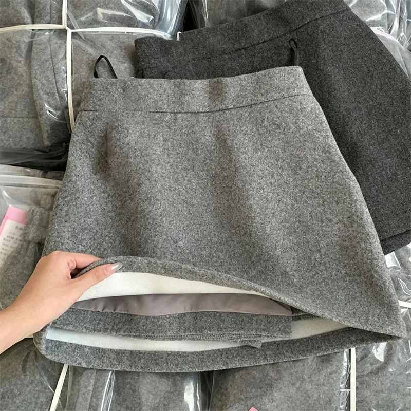 2026 Neue Graue Verdickte Wollröcke für Damen Herbst Winter Hochgeschnittener Blickdichter Kurzer Rock Einfarbiger Schlichter Mischstoff-Rock – Detail 6