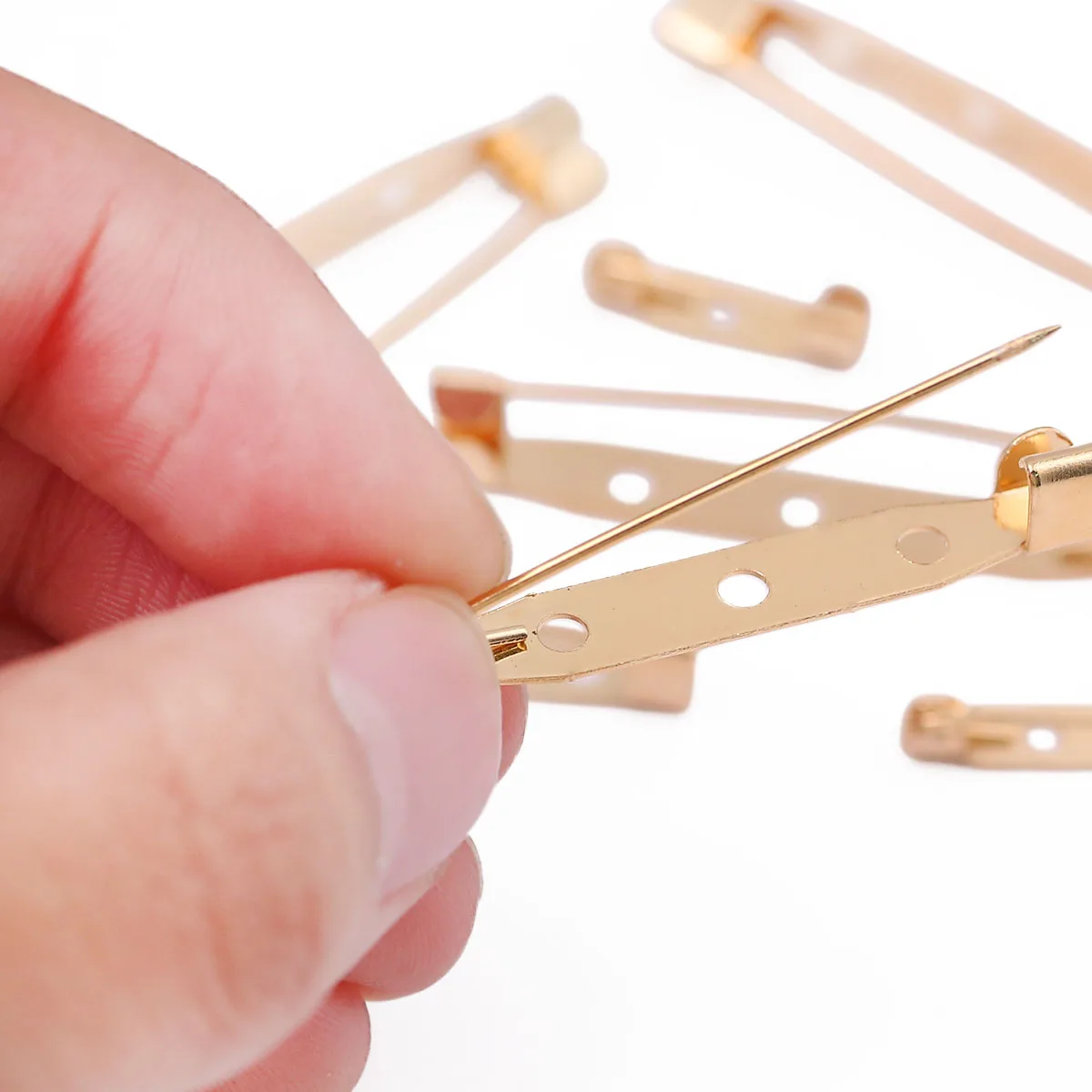 15-40mm Legierungsnadeln KC Gold Handgefertigt DIY für Schmuckherstellung Kleidung Nähen Broschen Nadelbasen Zubehör