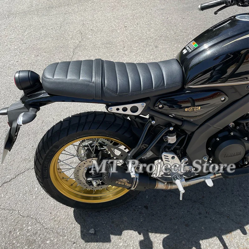 دراجة نارية العادم الهروب الجبهة منتصف وصلة الأنابيب DB القاتل سكوتر الخمار الانزلاق على لياماها XSR125 Xsr125 XSR 125 2020 2021 2022 #2