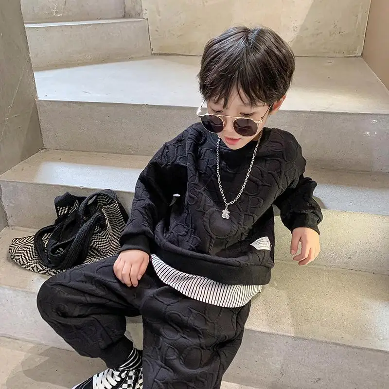 

Boy's Autumn Suit 2022 New Big Boy Handsome Autumn Child Western Style Fried Street Sweater Two-piece Children's Clothing Street