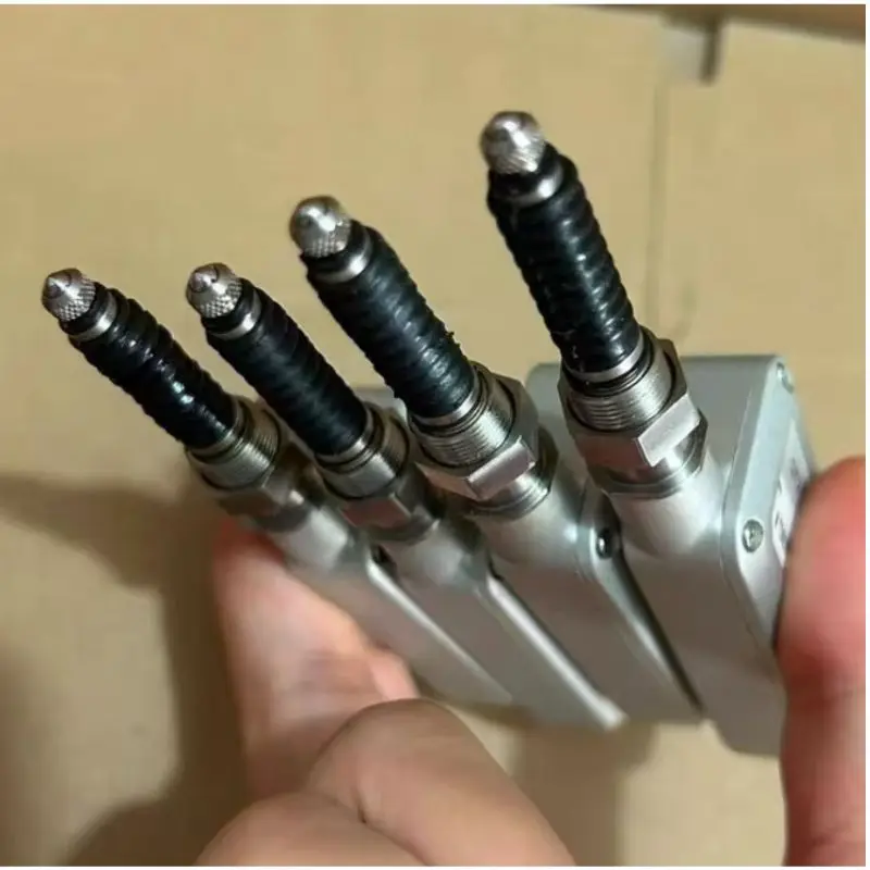 95% neuf, capteur Keyence, GT2-H12F