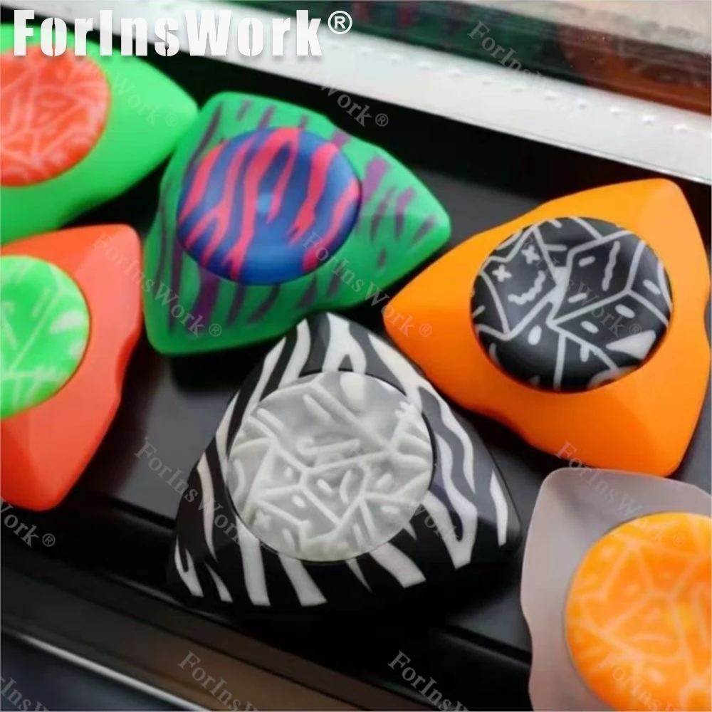 Destaque EDC cor aleatória luminosa Fidget Spinner