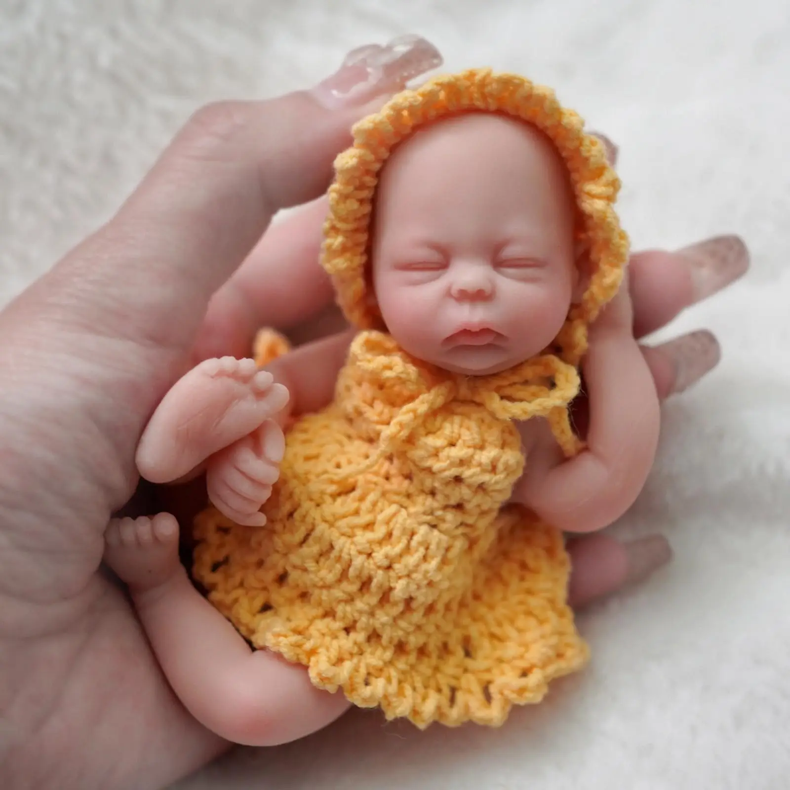 5.5 Inch Reborn Baby Doll Full Body Silicone Mini Sleeping Baby Soft Body Baby Lifelike Newborn with Feeding Accessories