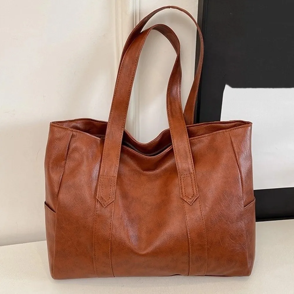 حقيبة كتف نسائية كاجوال بسيطة من البولي يوريثان بلون سادة وسعة كبيرة حقيبة أنيقة وخفيفة فاخرة من الجلد الناعم للسفر #3