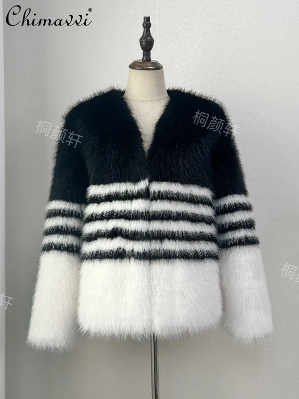 

2025 Winter Korean Style Elegant Fashion Faux Fox Fur Short Coats Women Loose Versatile Striped Plush Warm Jackets Overcoats