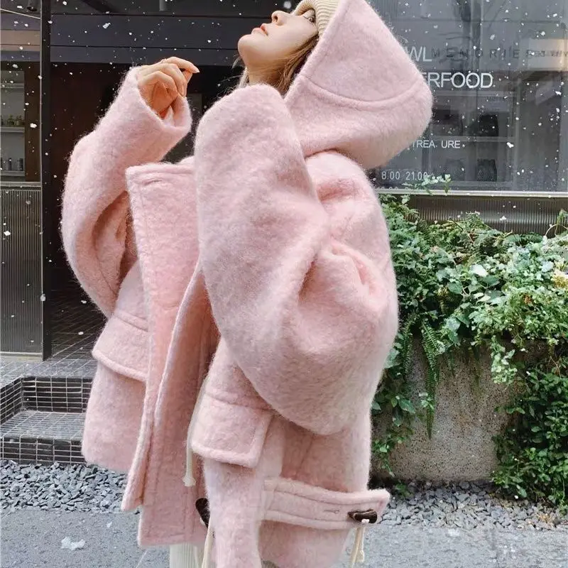 Otoño e Invierno artículos de lana de alta gama temperamento grueso desplazamientos bonitos mezclas cuerno nuevo abrigo corto con capucha abrigo de lana rosa
