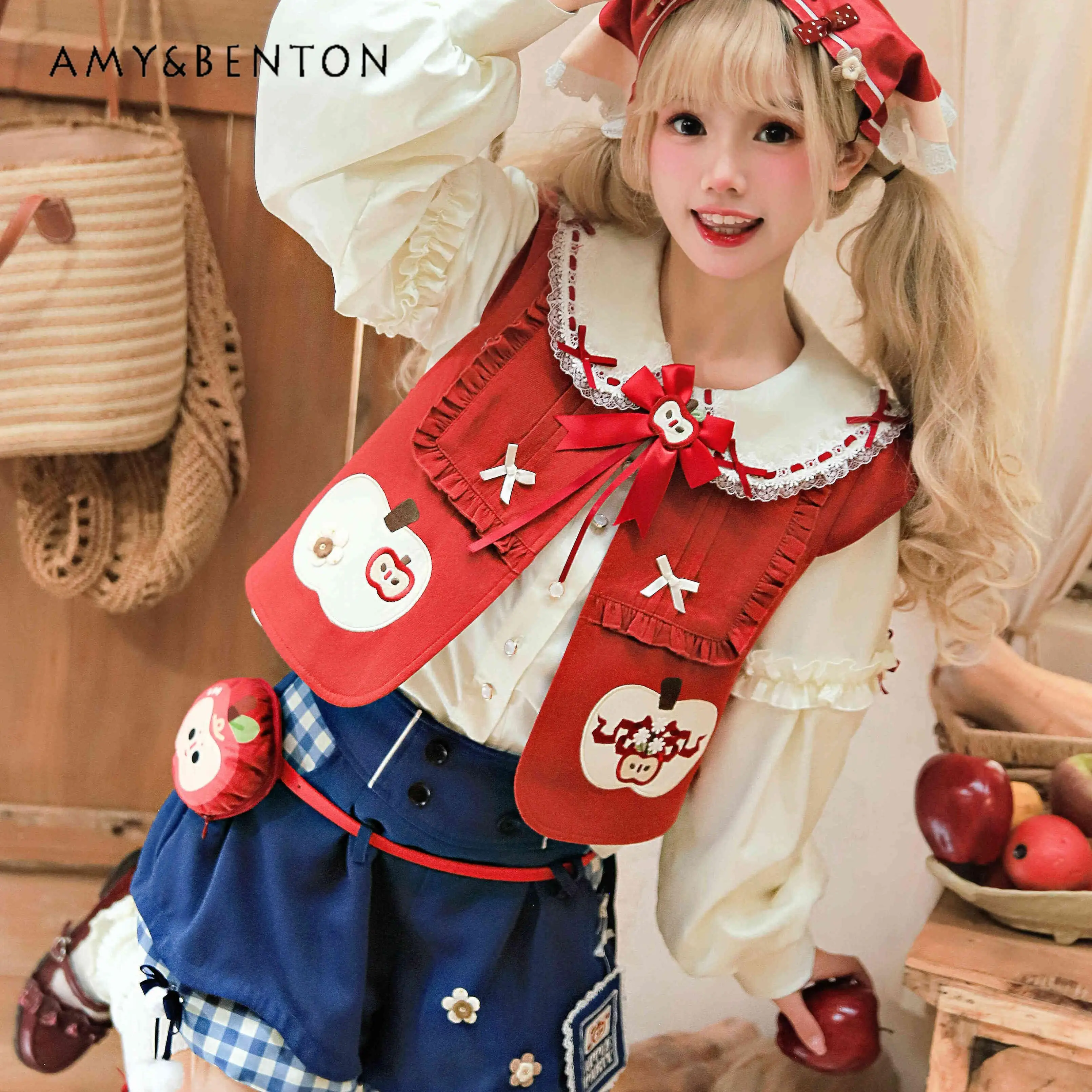 Lolita original dos desenhos animados impresso conjunto doce boneca colarinho lanterna manga camisa colete cintura alta xadrez shorts fofos conjunto de três peças