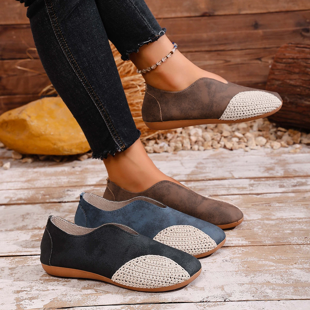 

2025 New Women Flats Shoes Outdoor Fashion Round Toe Sneakers Women Spring Autumn Casual Soft Comfortable Loafers Large Size