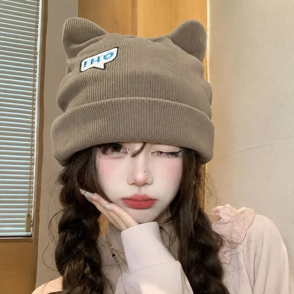 Polyester Cat Ear Beanie Hat Windproof 56-58CM Slouchy Knitted Hat Face Slimming Style Large Head Circumference