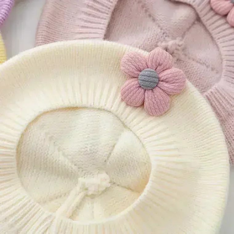 Flor bebê boina chapéu inverno quente malha gorro para meninas infantis coreano criança princesa artista cor sólida pintor bonés