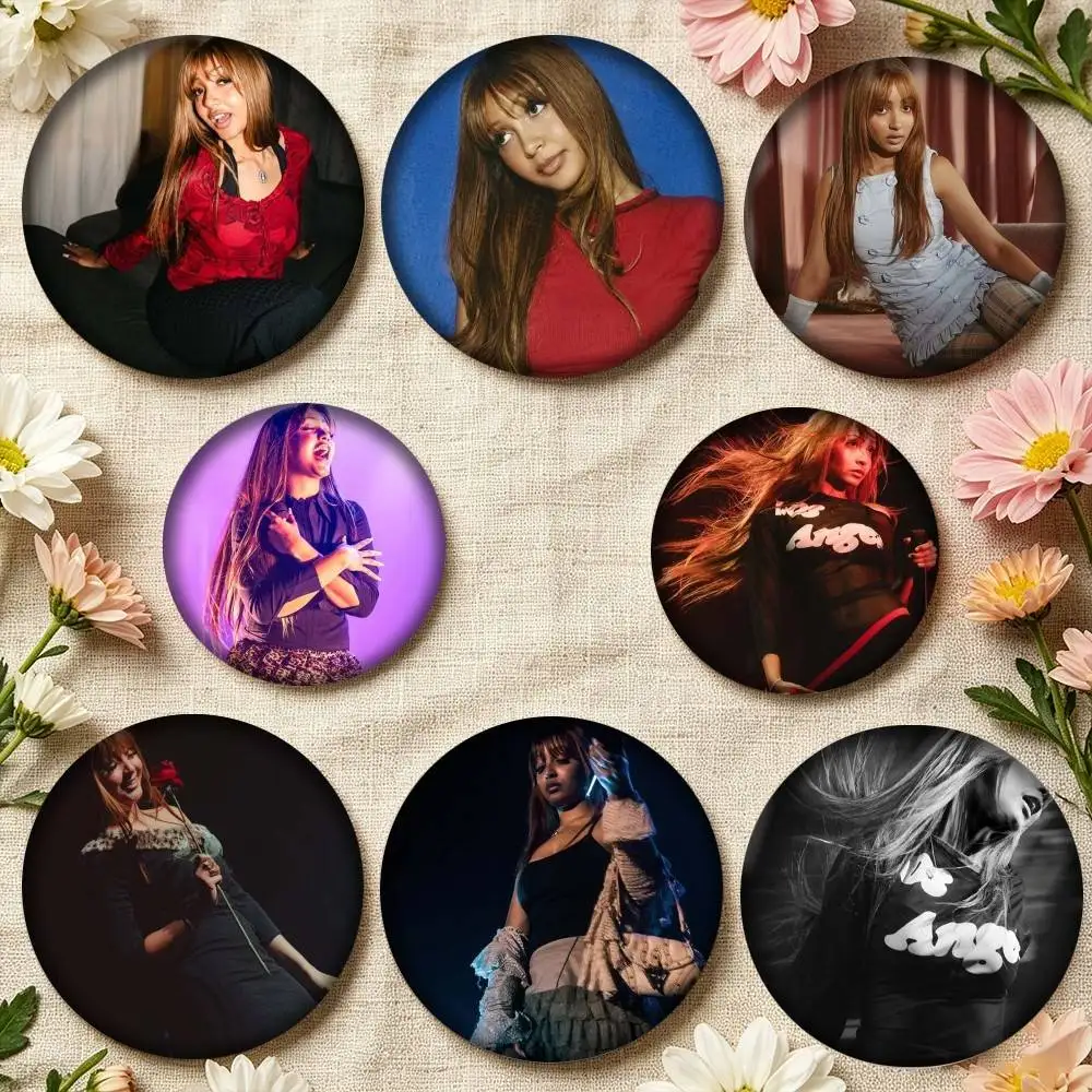 PinkPantheress Singer 25 32 44 58 75mm Badges Personalized Round Brooches Pins Accessory Gift