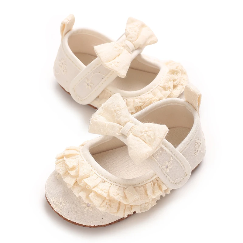 Śliczne koronkowe 0-18M Baby Girl Princess Shoes Baby Shoes Bow Cotton Miękkie i wygodne buty księżniczki Pierwsze buty do chodzenia