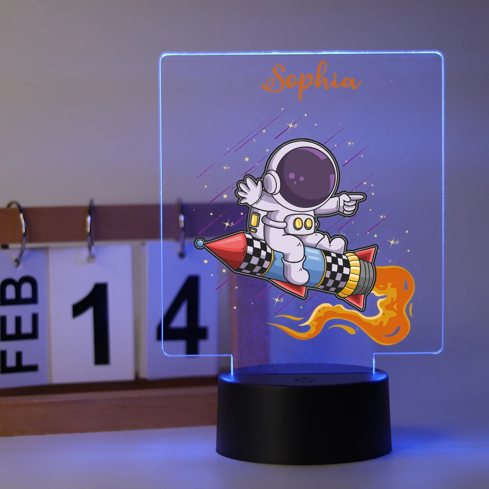 Personalized Custom Cosmonaut Beauty  Led Night Light Mange Avatar Room Decor Gift 3D Led Optical Illusion Table Lamp