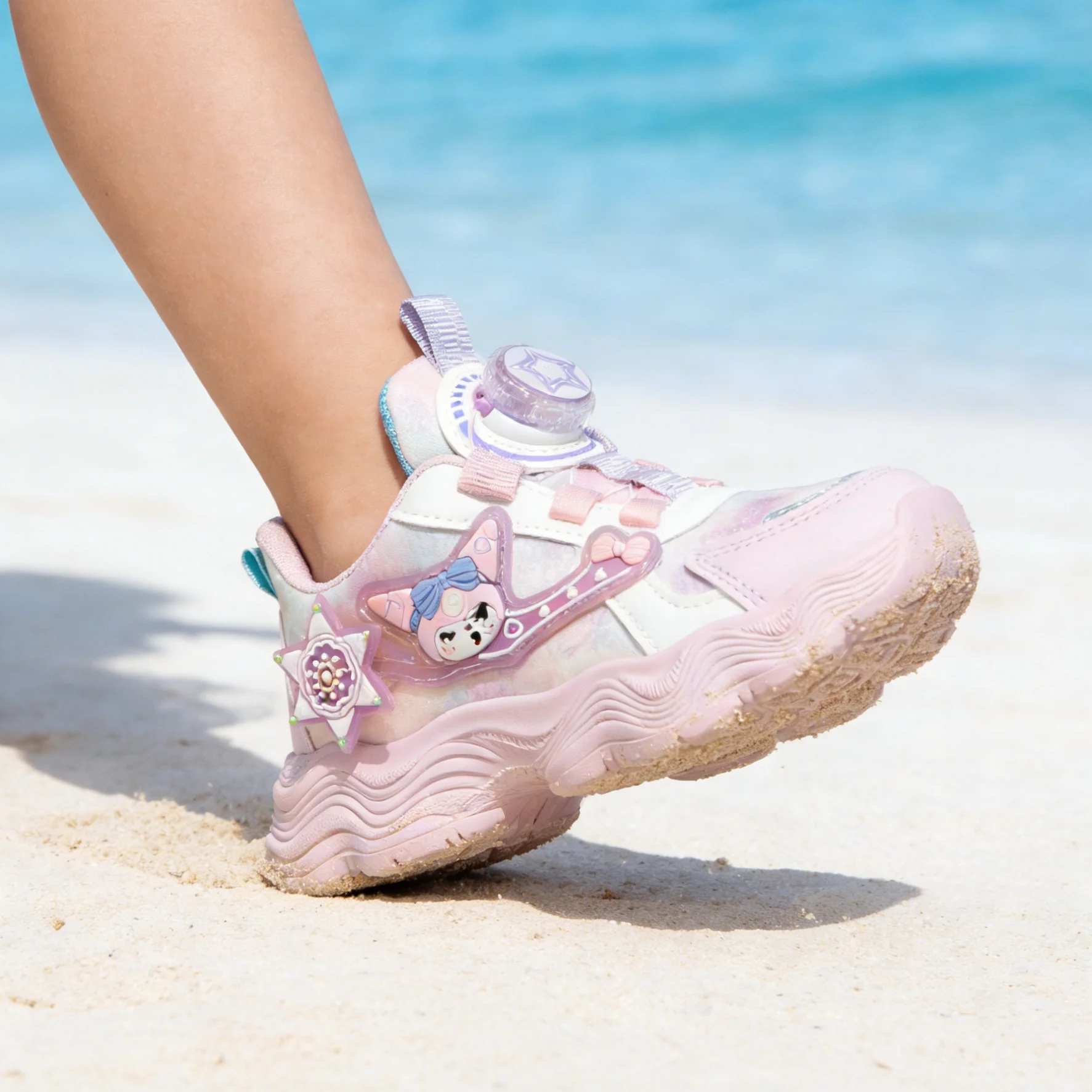 

Детская повседневная обувь, кроссовки, кроссовки из искусственной кожи с героями мультфильмов, весенне-осенние кроссовки для детей, противоскользящие розово-фиолетовые туфли, размер 26-37