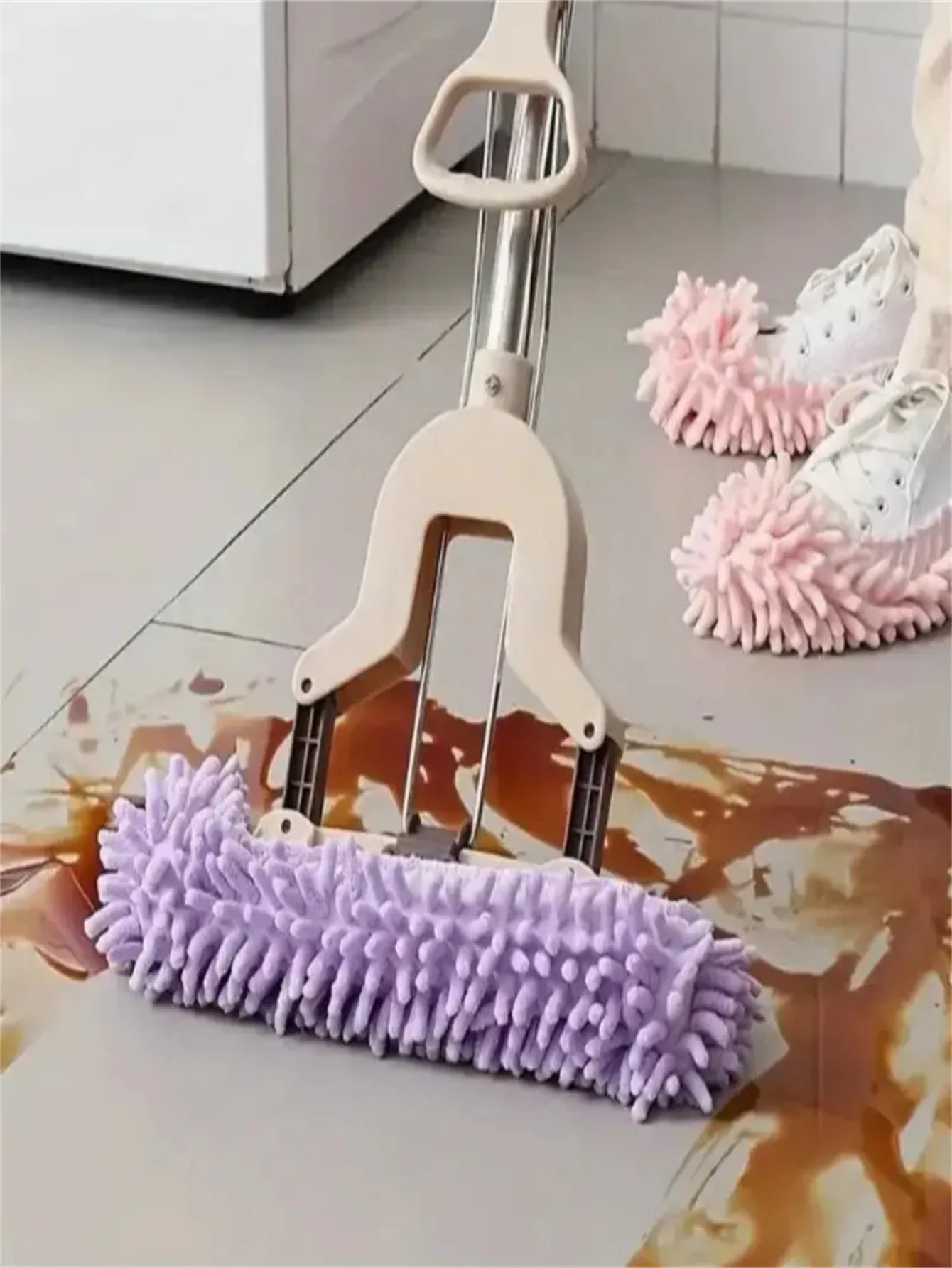 2 Stück Mopp-Slipper, weiche, waschbare und wiederverwendbare Mikrofaser-Fußsocken, geeignet zum Entfernen von Staub in Badezimmern, Küchen und Schlafzimmern – Detail 5