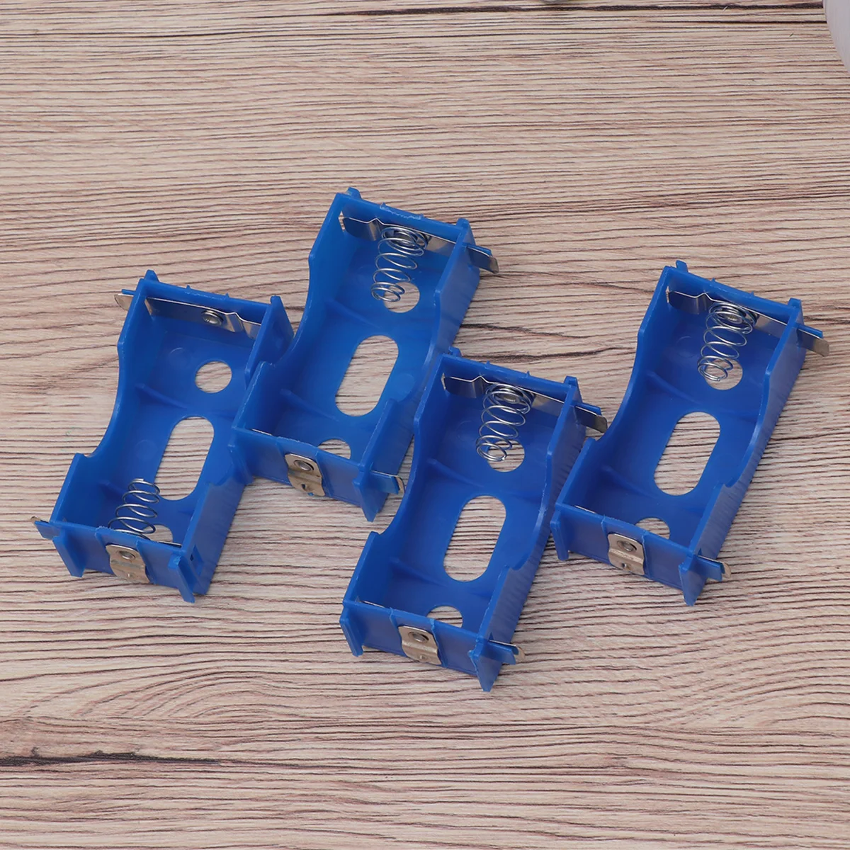 

4pc Plastic D-Cell Holder Snap Together Series Parallel Durable Case For Storage Container