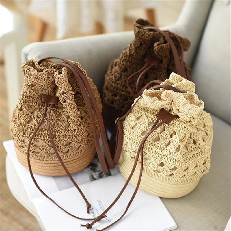 

2023 Trendy Hot Crochet Hollow Bucket Crossbody Bag Summer Holiday Girls Shoulder Bags Travel Straw Drawstring Casual Handbags