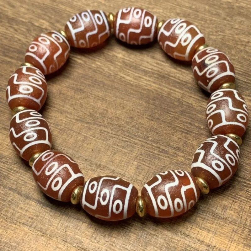 

Boutique Old Agate Men's and Women's Popular Nine-eye Dzi Bead Bracelet.