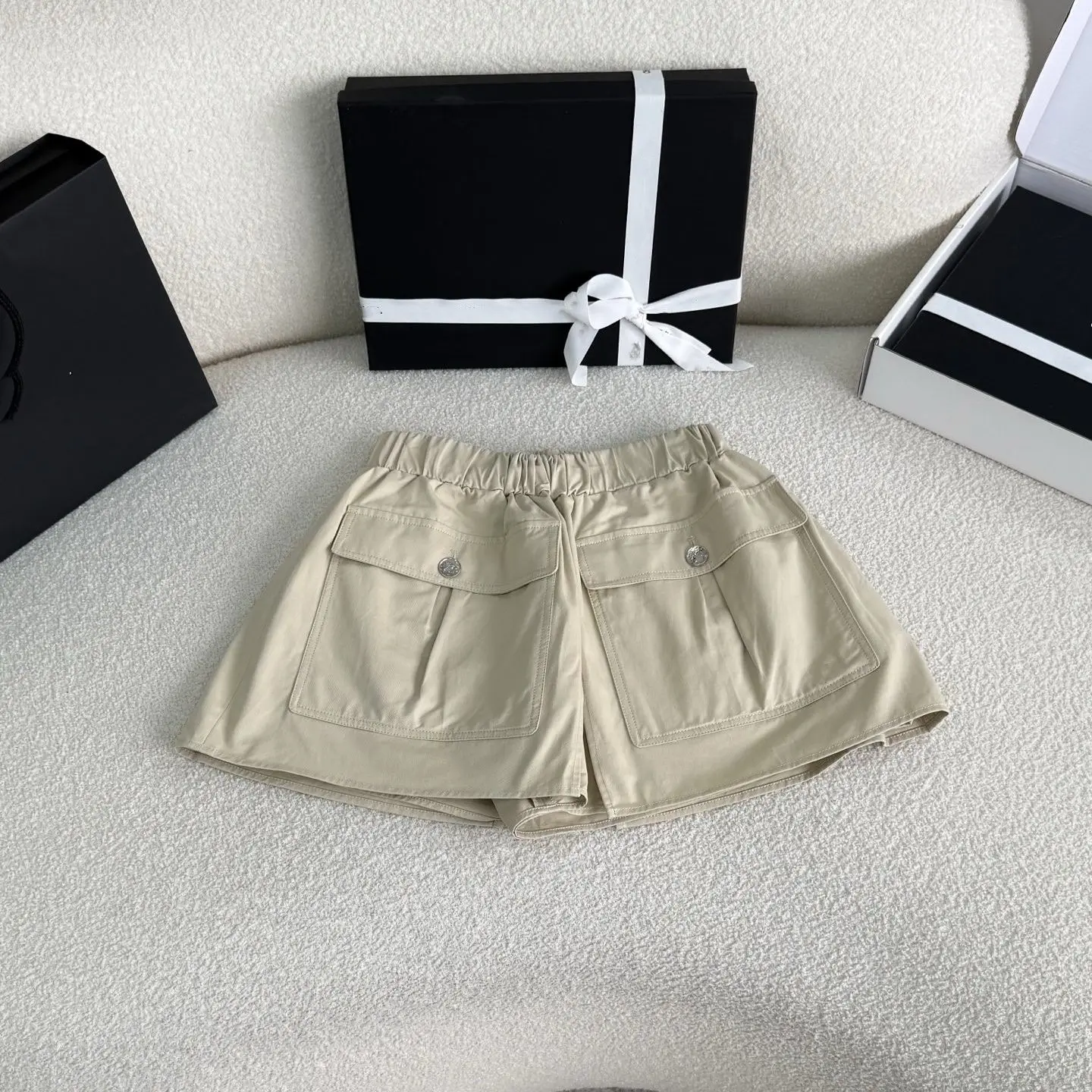 

High Quality 26 Spring Summer New Khaki Casual Color Jacket Coat Shorts Crock Suit