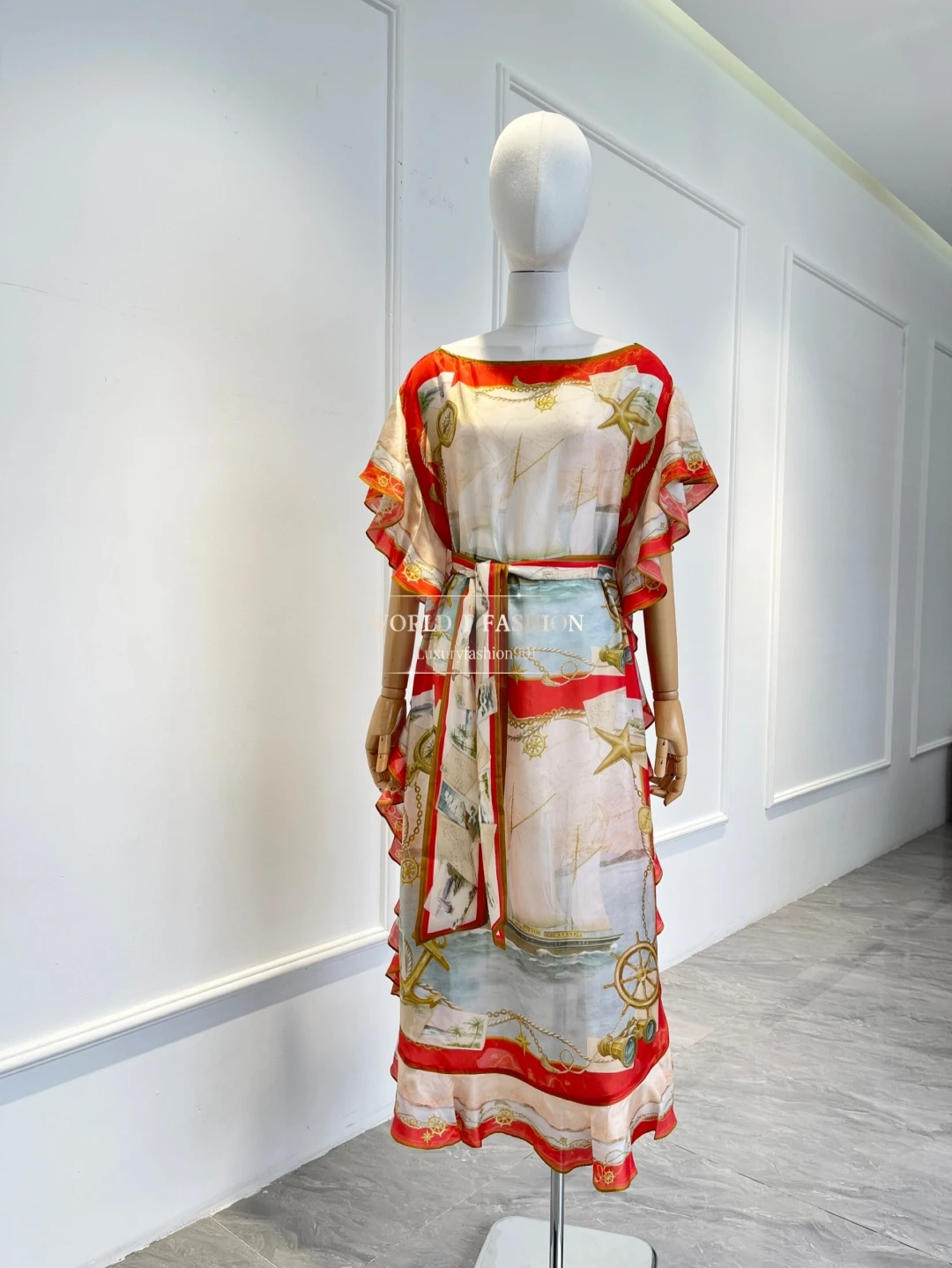 Sukienki midi z krótkim rękawem z nowym wzorem na rok 2025, z czerwonymi kwiatami i nadrukiem rozgwiazd, idealne na imprezy i święta.