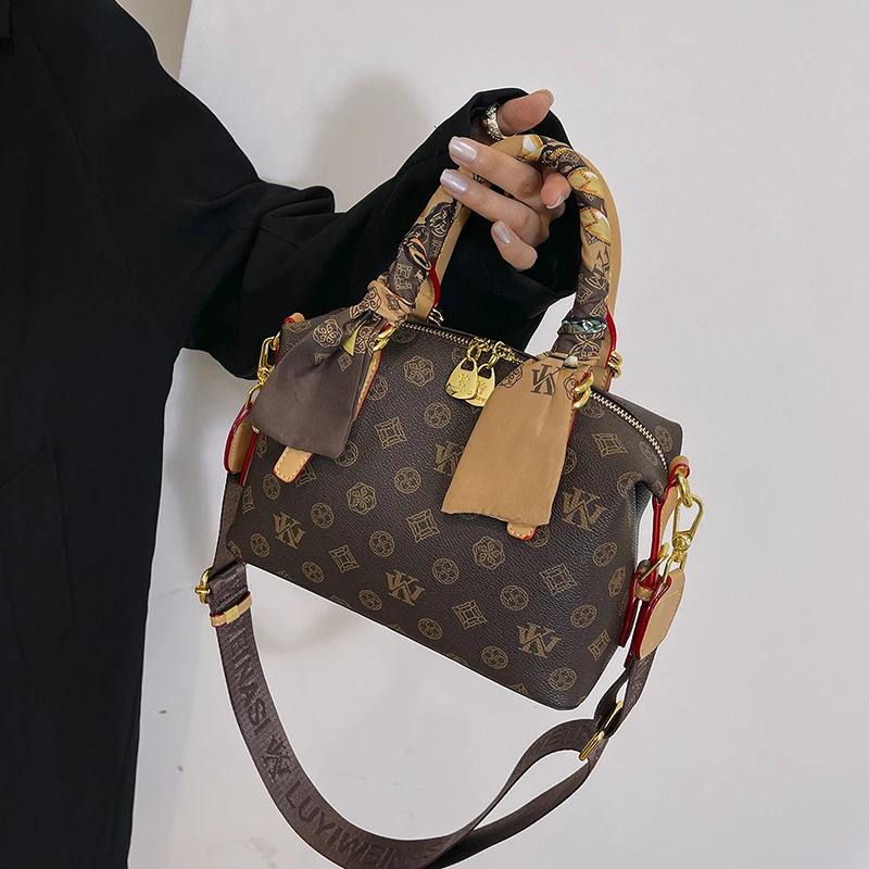 

Chic Designer Leather Tote Bag For Women Crossbody Shoulder Handbag Luxury Purse Casual Travel Essential