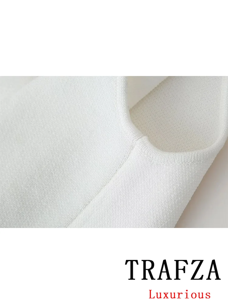 TRAFZA Vintage Casual Chic Women Vest O-Neck Single Breasted Knitted Sleeveless Sweaters Fashion 2024 Summer Thick Vest