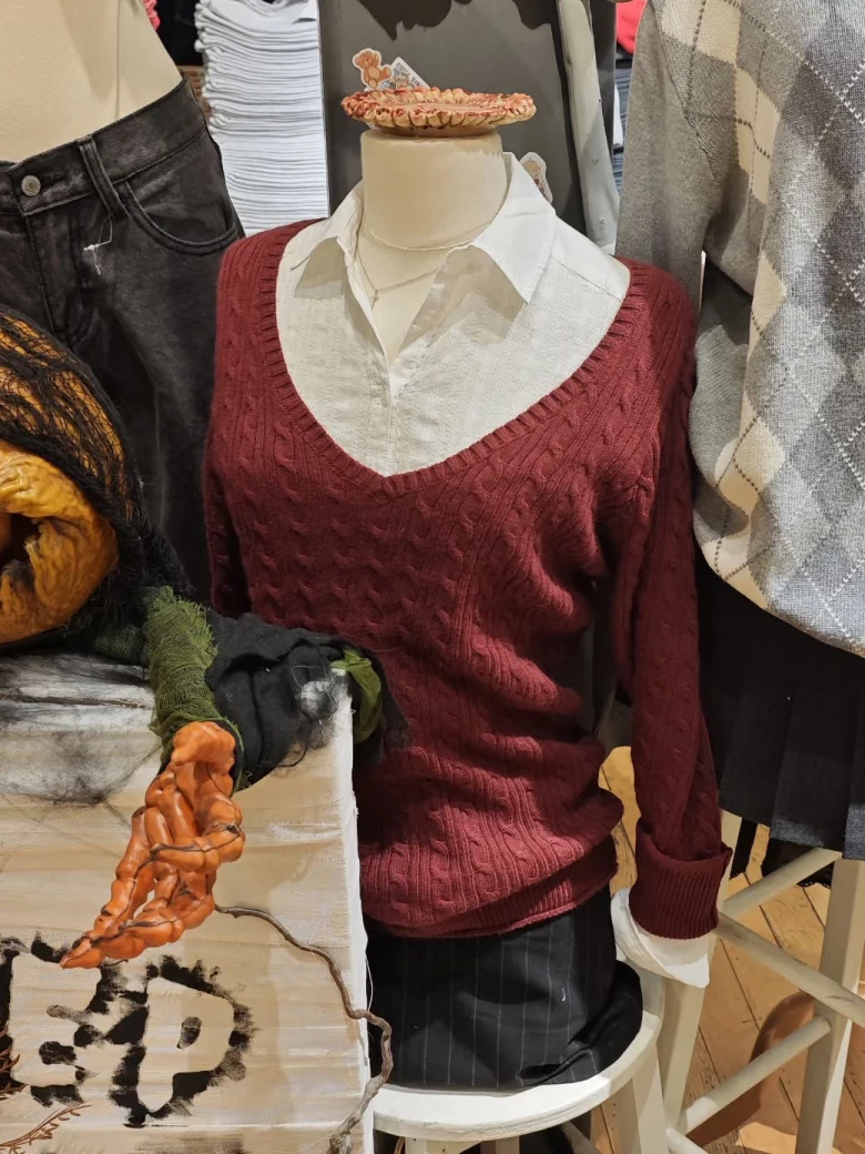 

Twisted Flower Burgundy Sweater Woman Sexy V-Neck Long Sleeve Cotton Slim Pullover American Vintage Streetwera Jumper Y2k Tops