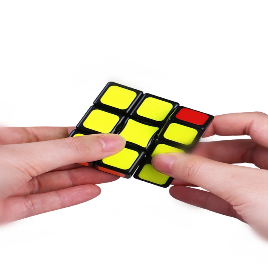 Qiyi 1 × 3 × 3 マジックキューブ単層エントリーレベルスピードキューブプロフェッショナルパズルのおもちゃ子供キッズギフトおもちゃ