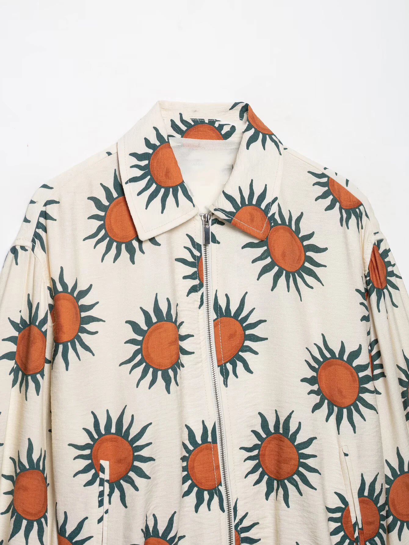 Conjunto Femenino KONDALA con  - Vintage Fashion Jacket reseña y precio