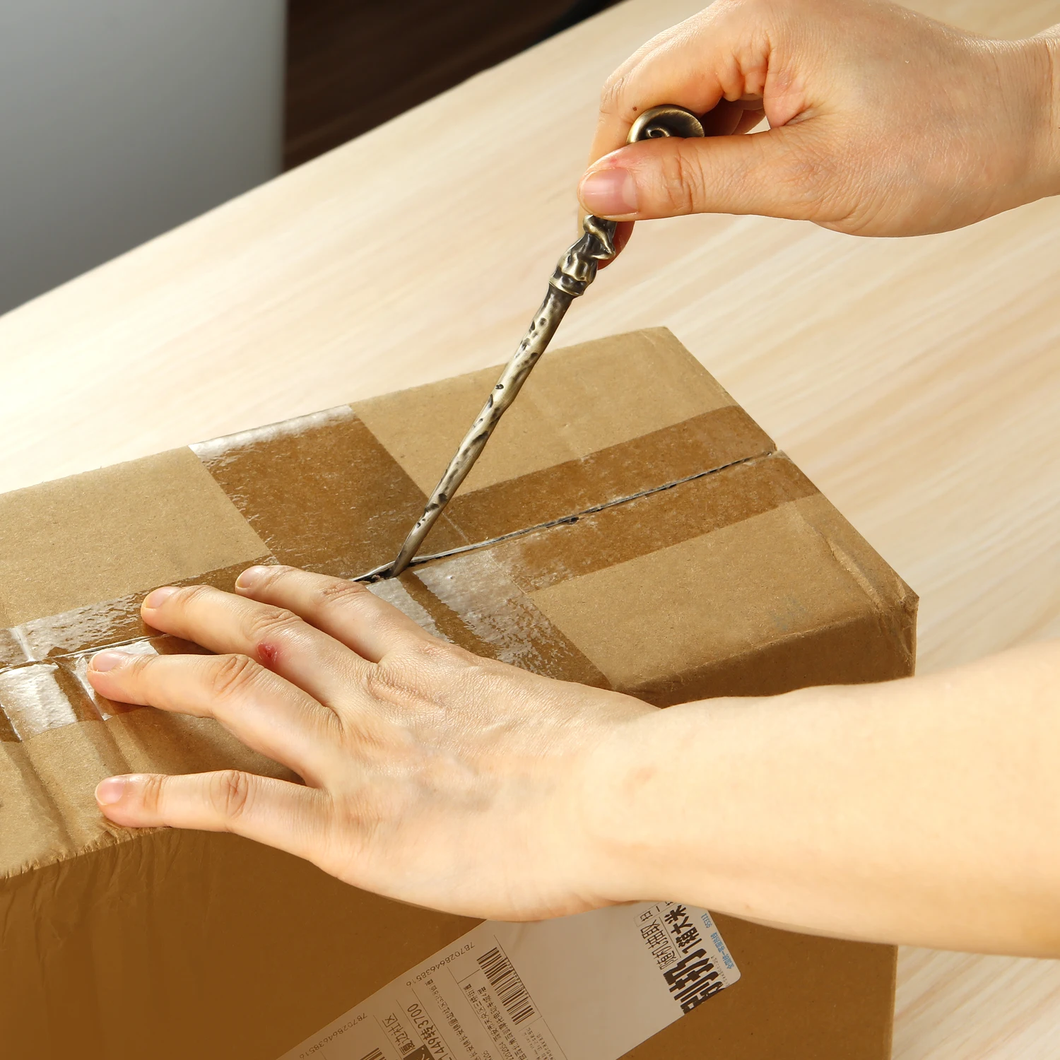 1 قطعة سبائك الزنك عصا سحرية رسالة فتاحة صغيرة Portalble سكّين متعدّد الاستخدامات القاطع المغلف فتاحة سكين البريد اللوازم المكتبية المدرسية #5