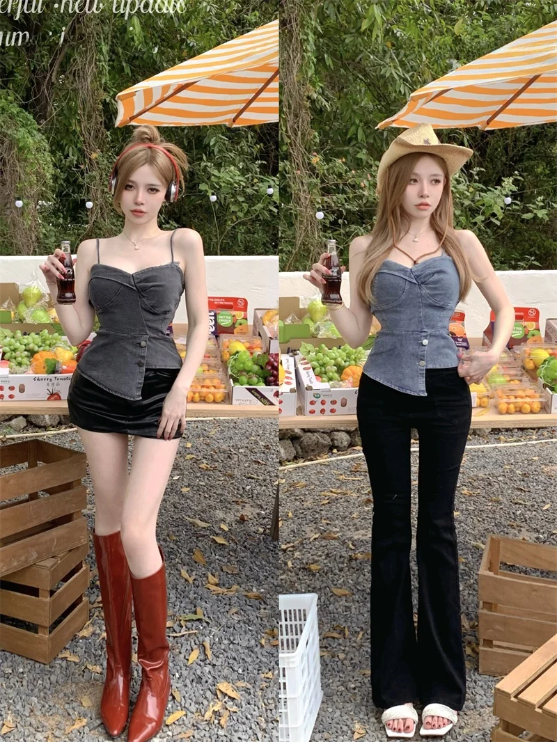 Sexy Slim Fit Retro Denim Halter Top Women's Summer 2023 New Asymmetrical Inner Wear Sweet Style Backless Button Detail