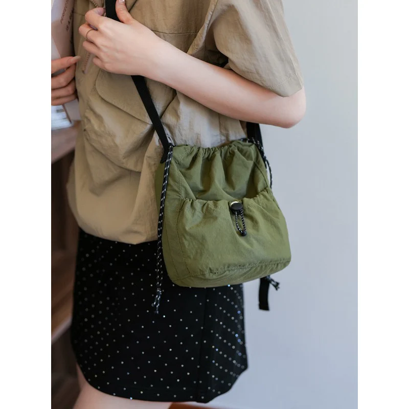 

Canvas Bucket Bag Drawstring Shoulder Bag Pleated Nylon Crossbody Bag