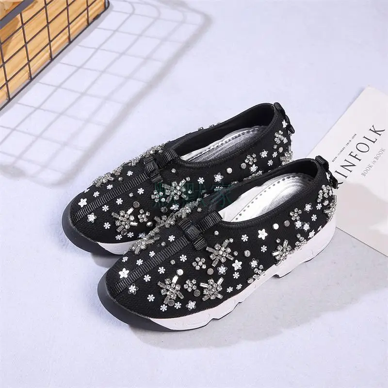 Spring Autumn Luxury Designer Crystal Women Casual Shoes Air Mesh Beaded Sequins Rhinestone Flower Sneakers Casual Flat Shoes