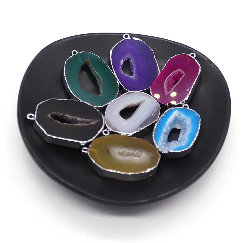 ciondoli-irregolari-in-agata-naturale-intagliata-e-colorata-con-bordo-placcato-argento-e-foro-singolo-accessori-per-gioielli-fai-da-te