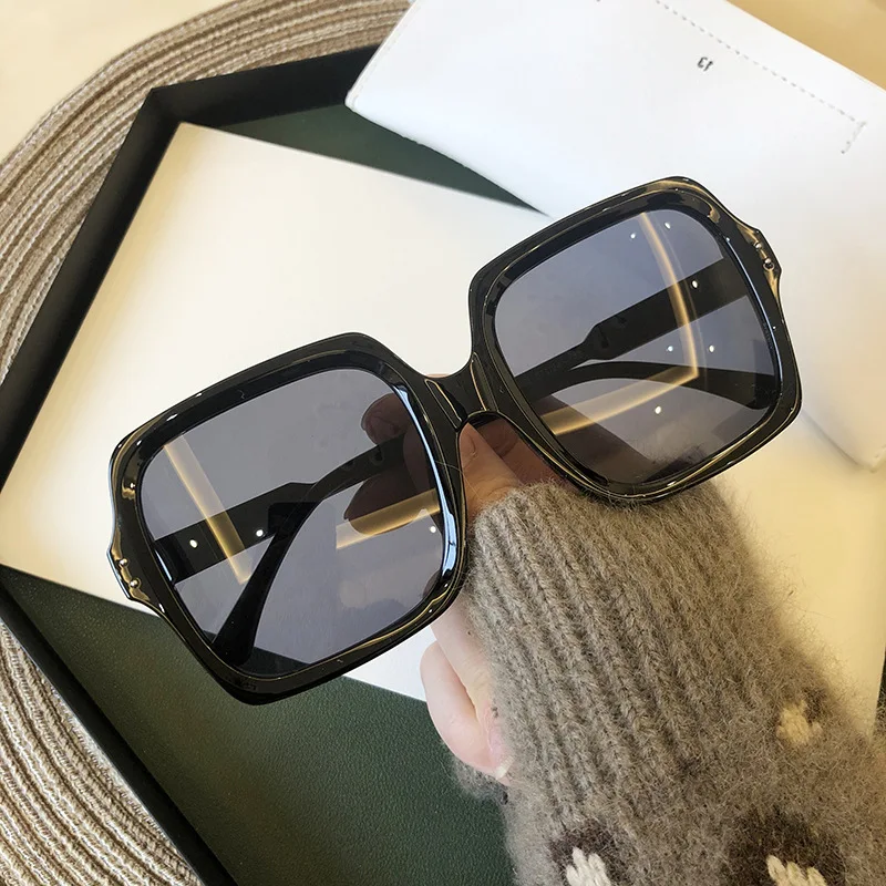 Sunglasses Women Vintage Oversize Square Luxury Brand Big Frame Women Sun Glasses Black Fashion Gradient Female Glasses Oculos