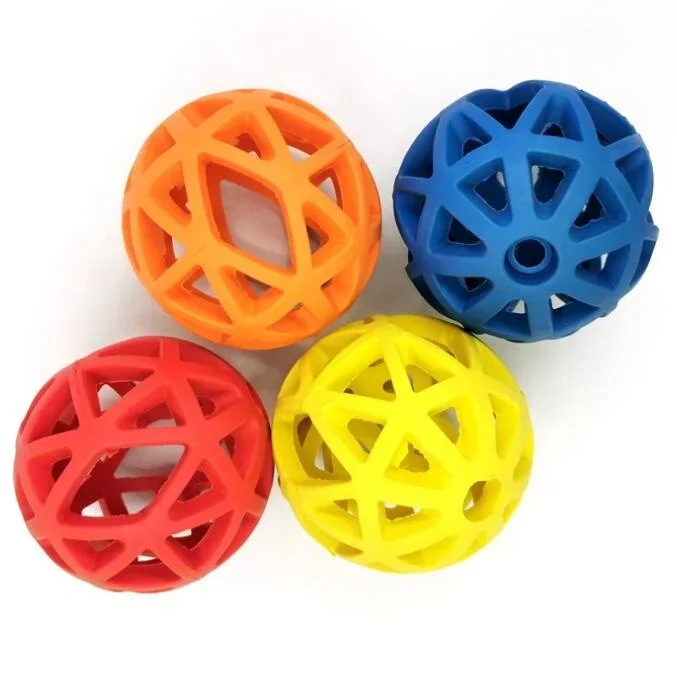 Cleaning pet ball chewing dog chew toy rubber treat ball with hole rubber dog balls 4pcs