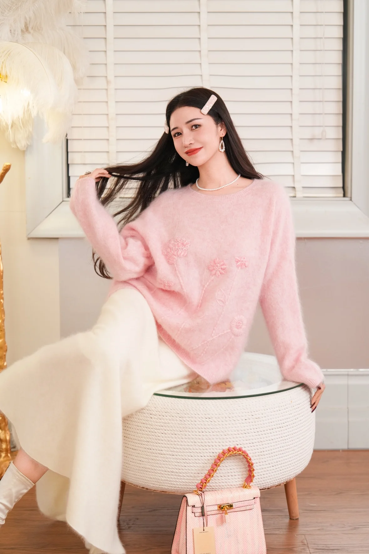

Heavy Embroidery 00% Wool Loose Knitted V-Ne Sweater Women's Autumn Winter New Sle Fce Lined Casual Faion Warmth