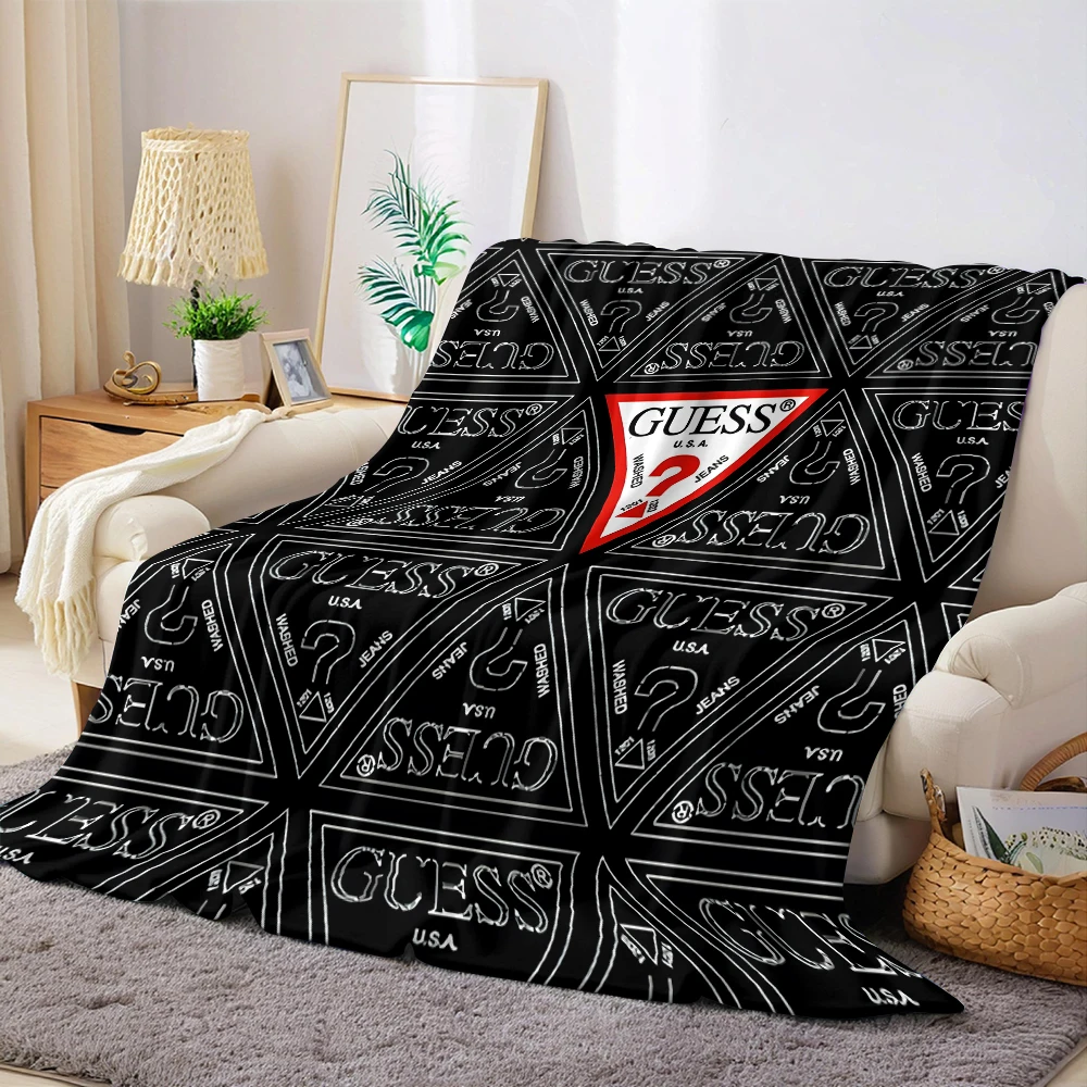 G-Guess-s Flanelldecke mit Dreieck-Logo, warm, weich, für Halloween, Weihnachten, Couch, warm, gemütlich, dekorativ, Geschenk für alle Jahreszeiten